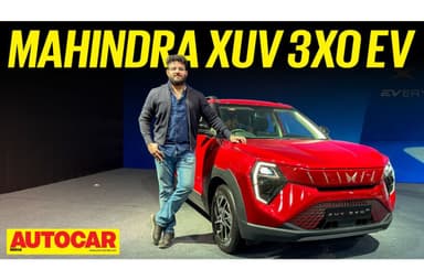 Mahindra XUV 3XO EV walkaround video