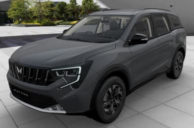 Mid-spec Mahindra XUV 7XO AX5 image gallery