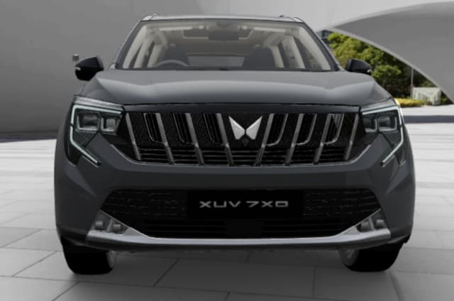 Mahindra XUV 7XO