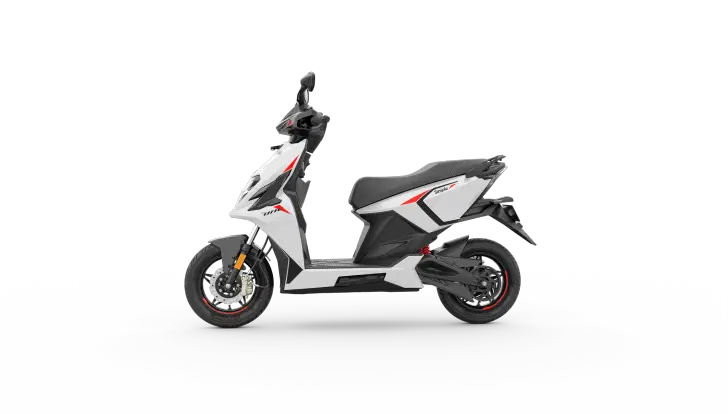Studio image of Simple One scooter on white background