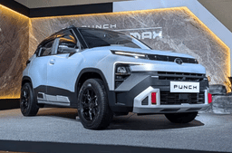 Tata Punch facelift HBX Edition front quarter