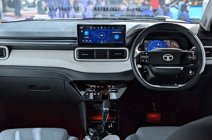 Tata Punch facelift HBX Edition dashboard