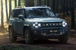 Jetour T2 i-DM front right side off road