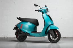 Chetak C2501 front three quarter blue