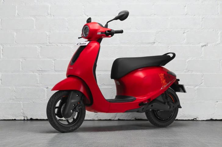 Chetak C2501 front three quarter red