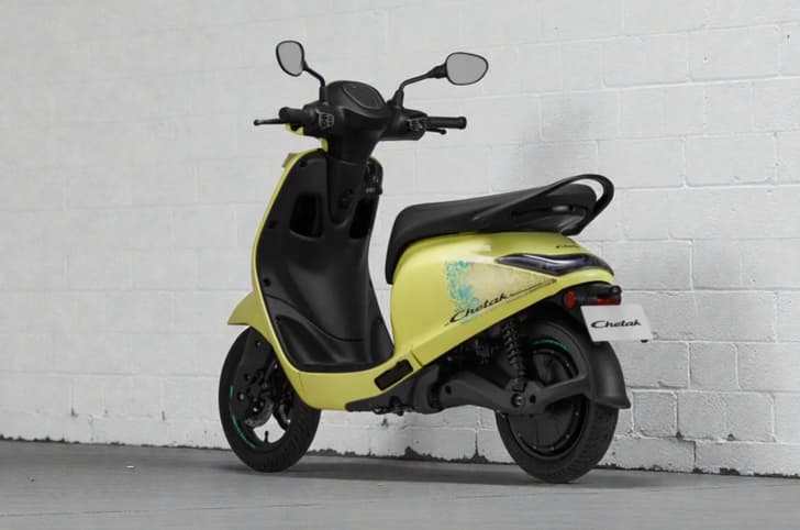 Chetak C2501 rear three quarter shot