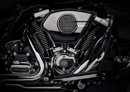 Close up of the Milwaukee-Eight VVT 117 engine