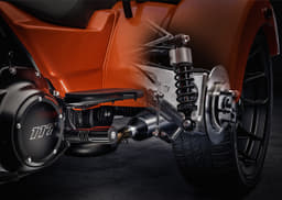 Close up of the rear suspension on the Road Glide 3 Limited