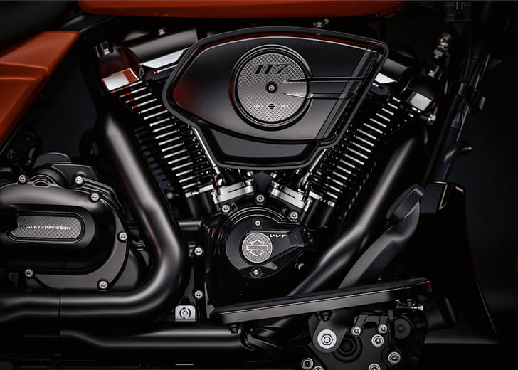 Close up of the Milwaukee-Eight VVT 117 engine