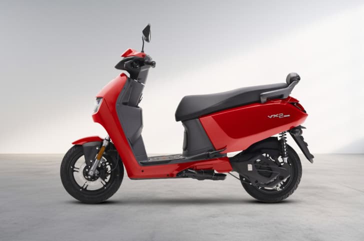 Vida VX2 side profile red colour