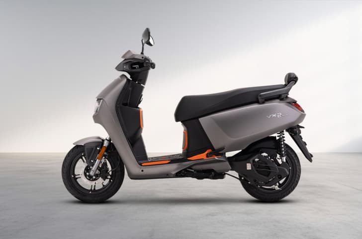 Vida VX2 side profile grey with orange