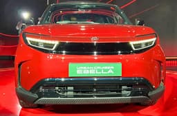 Toyota Urban Cruiser Ebella front