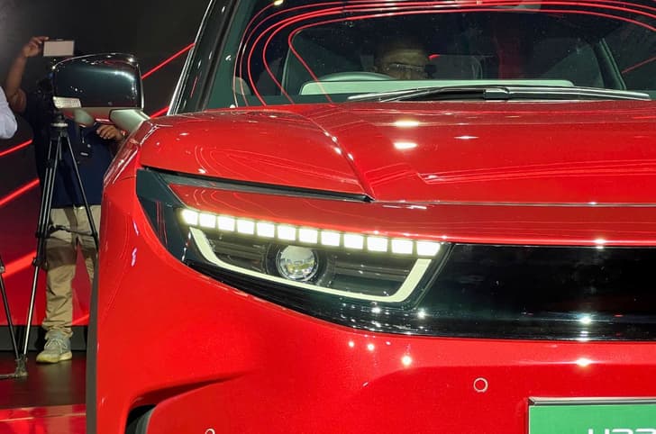 Toyota Urban Cruiser Ebella headlights