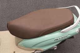 Close up of the seat