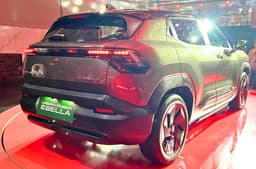 Toyota Urban Cruiser Ebella rear quarter design