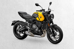 Triumph Trident 660 in Cosmic Yellow.