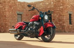 Indian Chief Vintage front right side static image in desert