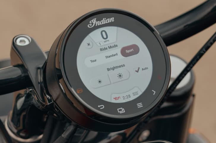 Indian Chief Vintage TFT display