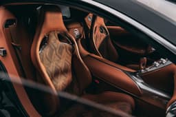 Bugatti FKP Hommage in studio