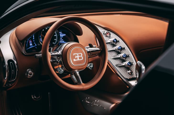 Bugatti FKP Hommage in studio