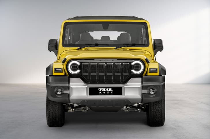 Mahindra Thar Roxx Star Edn front design