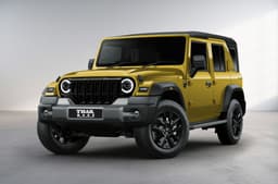 Mahindra Thar Roxx Star Edn front quarter