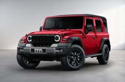Mahindra Thar Roxx Star Edn Tango Red colour