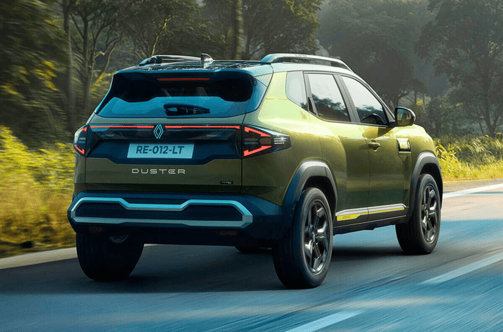 2026 Renault Duster rear quarter