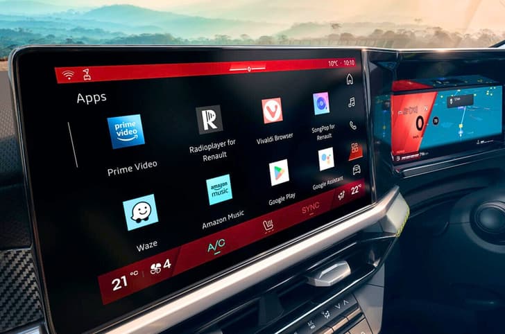 2026 Renault Duster touchscreen infotainment