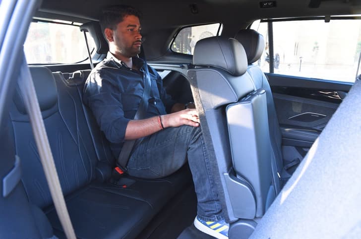 2026 Volkswagen Tayron third row seats