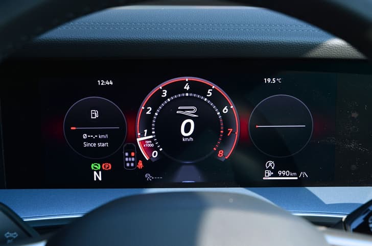 2026 Volkswagen Tayron digital instrument cluster