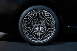 2026 Mercedes-Benz S-Class facelift 50-spoke wheels
