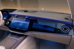 2026 Mercedes-Benz S-Class facelift screens