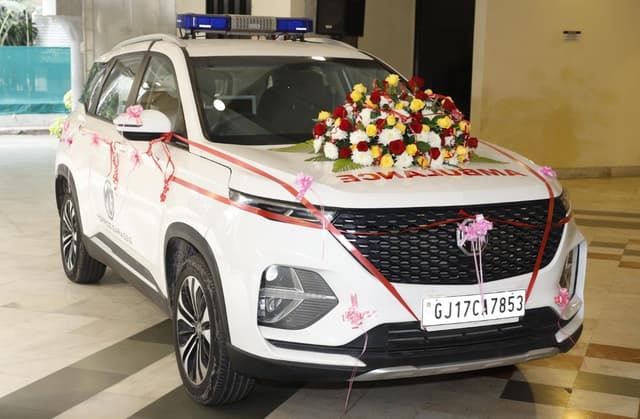 MG Hector Ambulance image gallery  