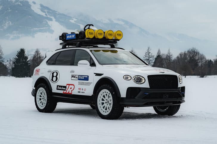 Bentley Bentayga X Concept front quarter static