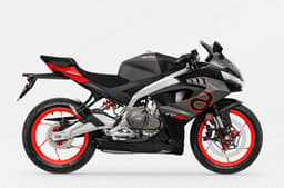 Side profile studio image of the RS 457