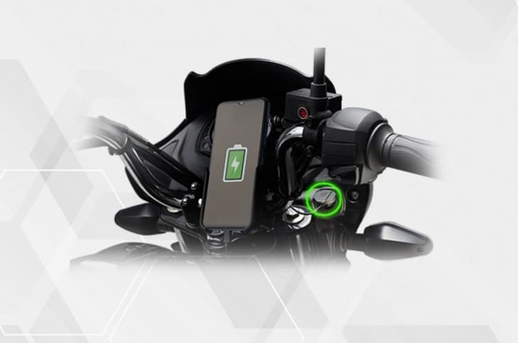 TVS Star City Plus USB charging