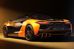 McLaren Artura Spider MCL39 Championship Edition in studio