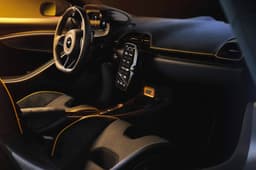 McLaren Artura Spider MCL39 Championship Edition in studio