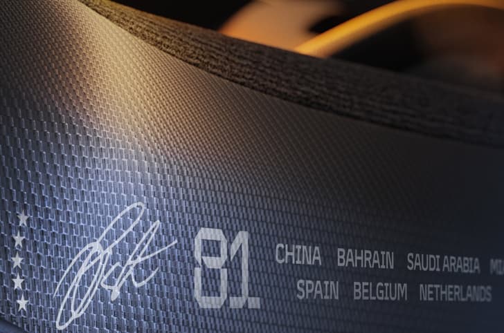 McLaren Artura Spider MCL39 Championship Edition in studio