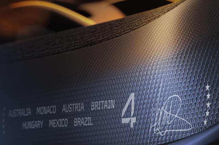 McLaren Artura Spider MCL39 Championship Edition in studio