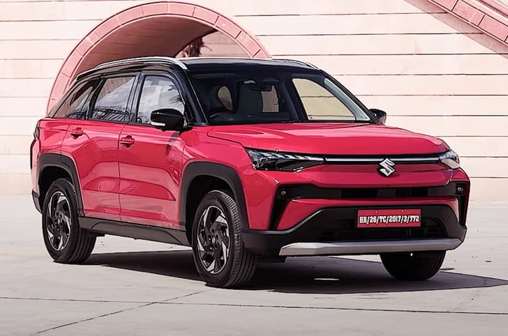 Maruti Victoris front quarter static