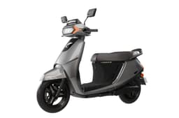 Kinetic DX in Grey studio shot