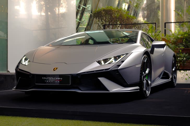 final lamborghini huracan for india on stage
