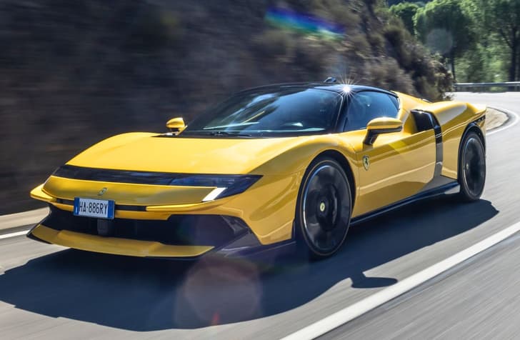 Ferrari 849 Testarossa front quarter tracking 