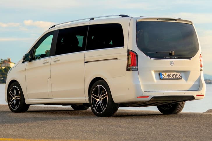 Mercedes-Benz V-Class rear quarter