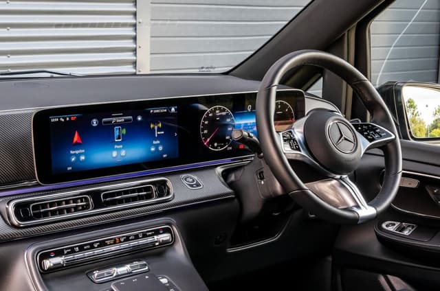 Mercedes-Benz V-Class interior image gallery