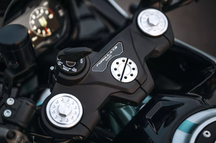 Detail image of the numbered plate on the handlebar on the Ducati Formula 73