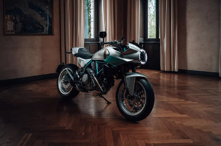 Static image of the Ducati Formula 73