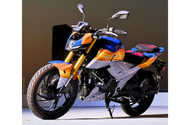 TVS Rann of Kutch edition Apaches and Ronin image gallery